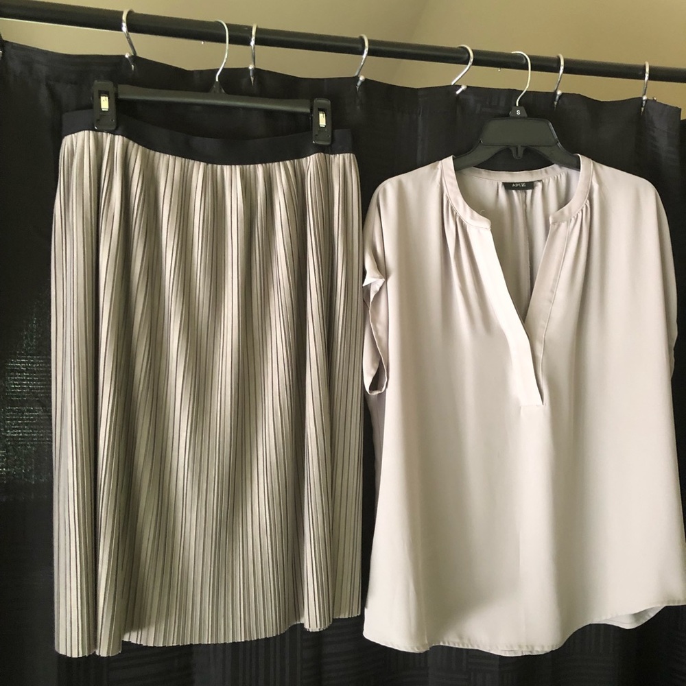 Apt. 9 tan top and skirt